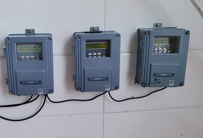 外夹式超声波流量计